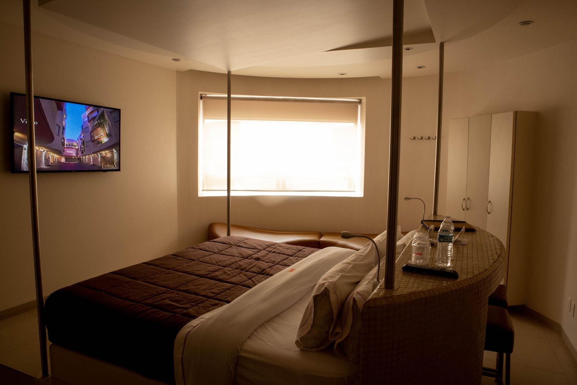 Love Hotel Kron Mexico City Exterior photo